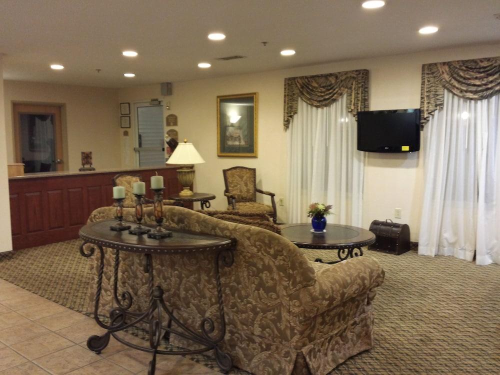 Clarion Pointe-Dillard Near Blue Ridge Mountains酒店 外观 照片