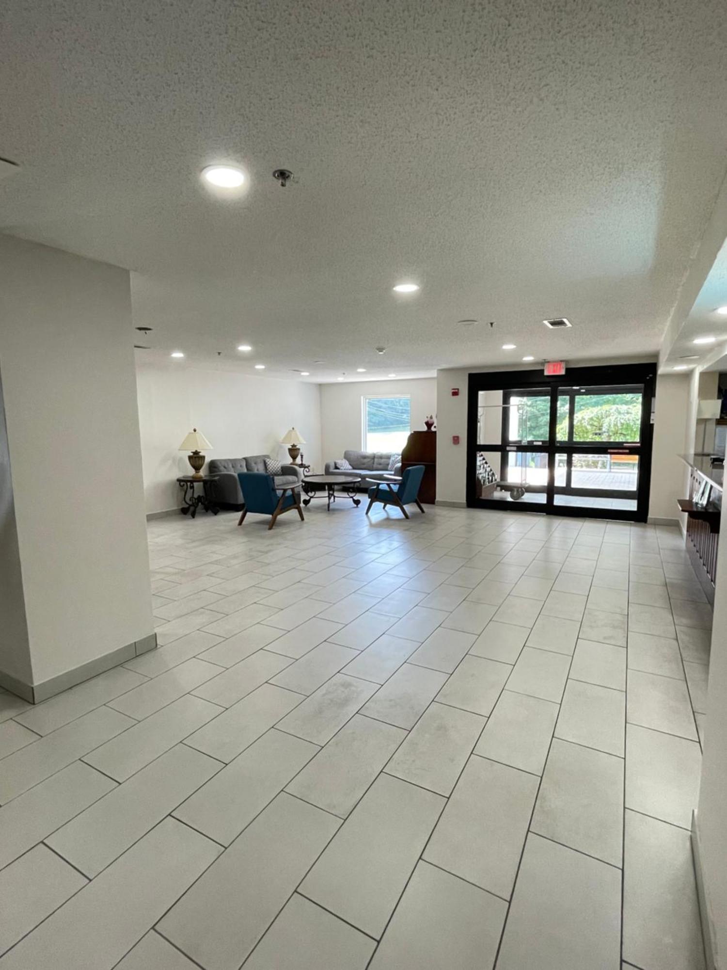 Clarion Pointe-Dillard Near Blue Ridge Mountains酒店 外观 照片