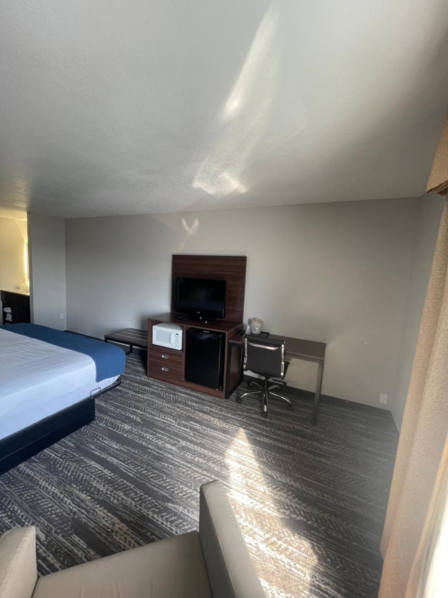 Clarion Pointe-Dillard Near Blue Ridge Mountains酒店 外观 照片