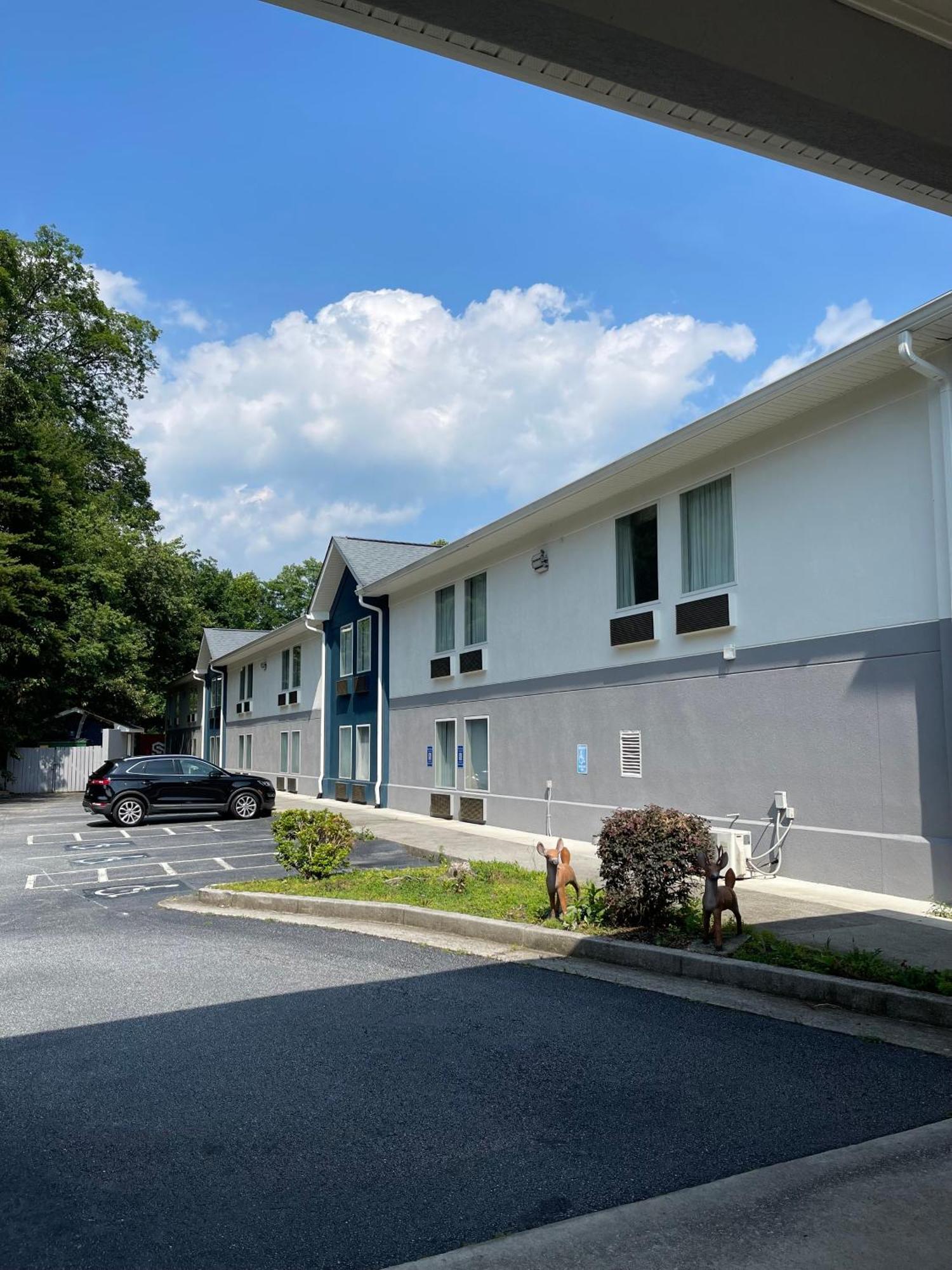 Clarion Pointe-Dillard Near Blue Ridge Mountains酒店 外观 照片