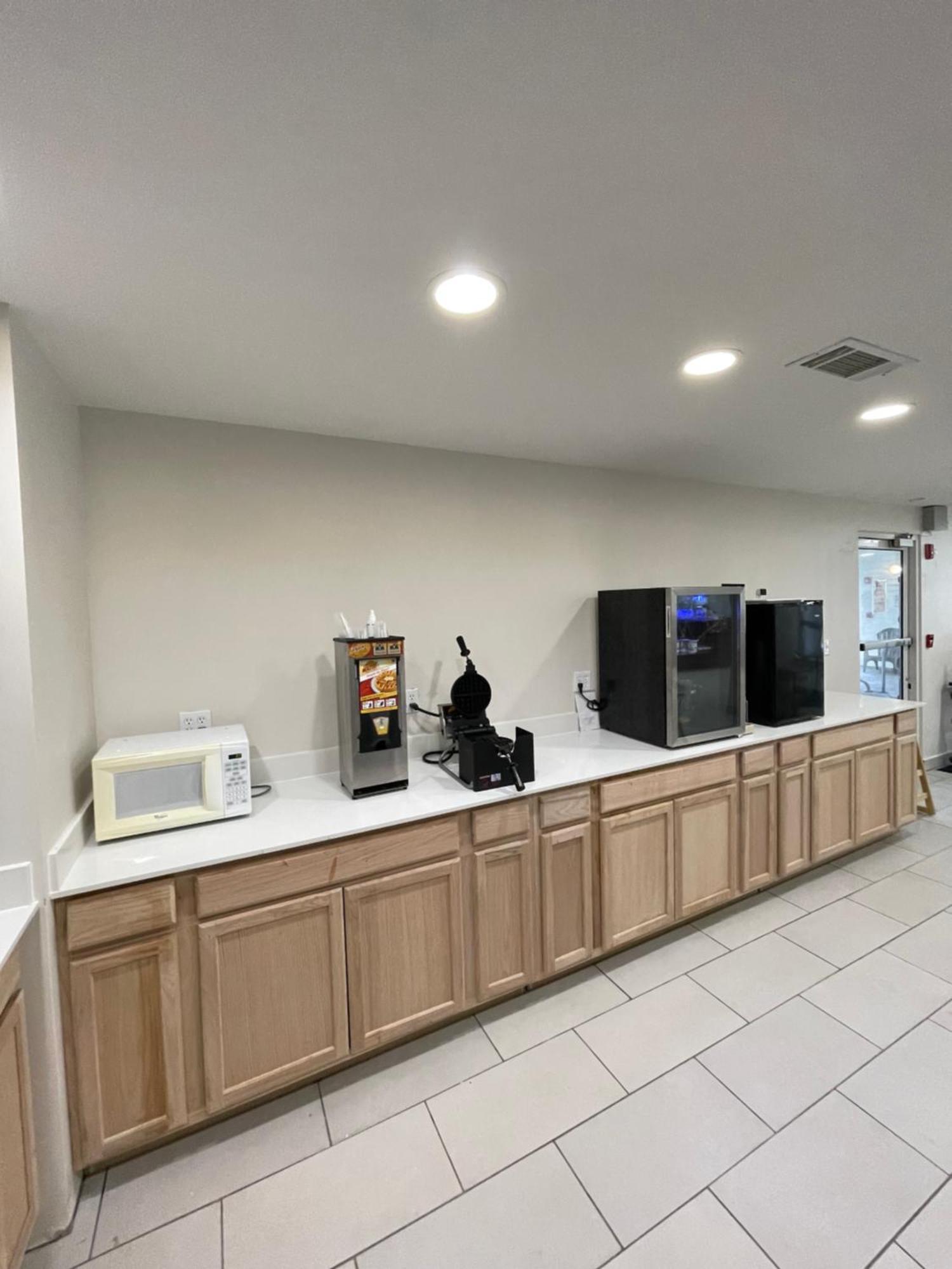 Clarion Pointe-Dillard Near Blue Ridge Mountains酒店 外观 照片