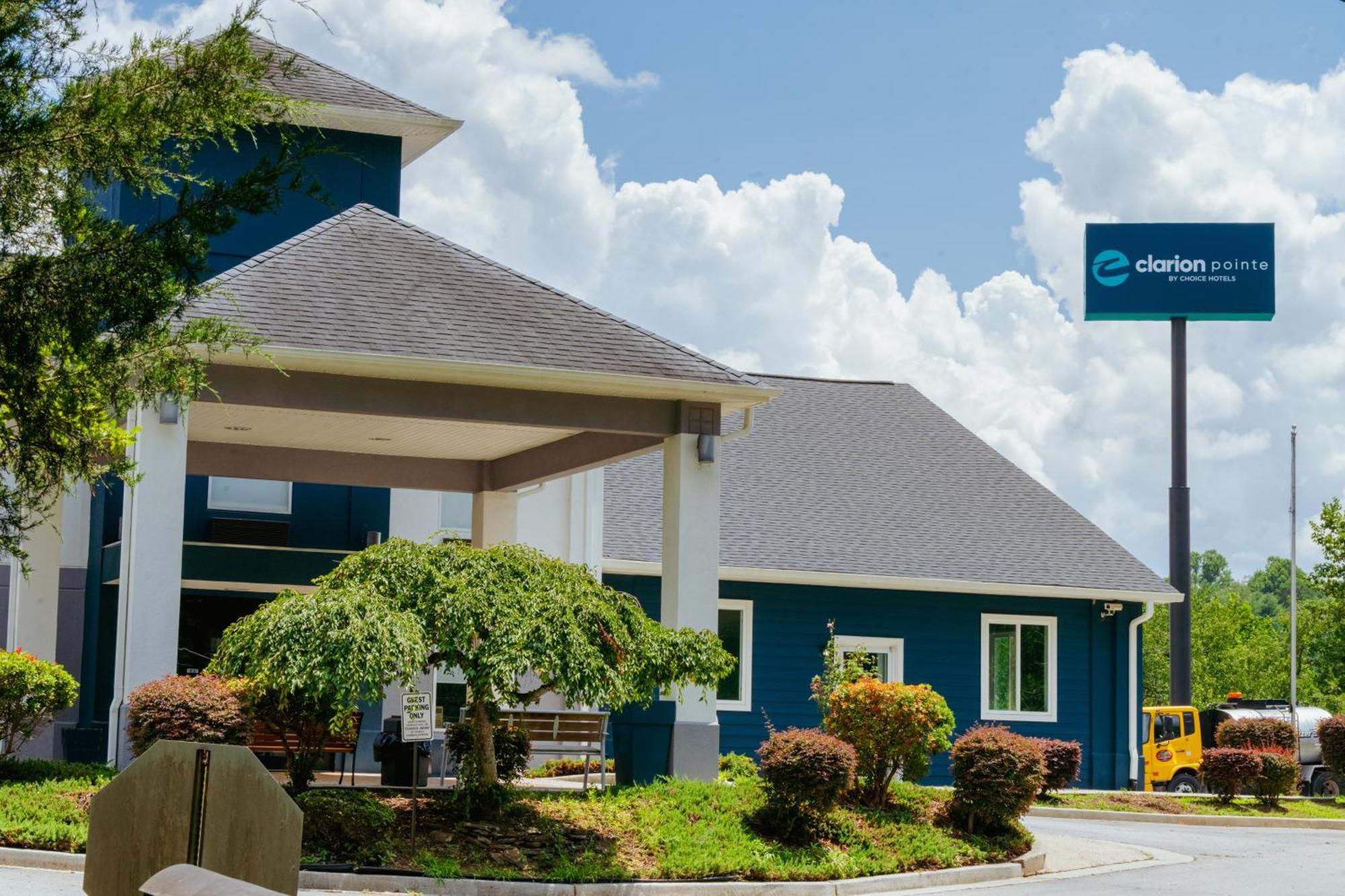 Clarion Pointe-Dillard Near Blue Ridge Mountains酒店 外观 照片