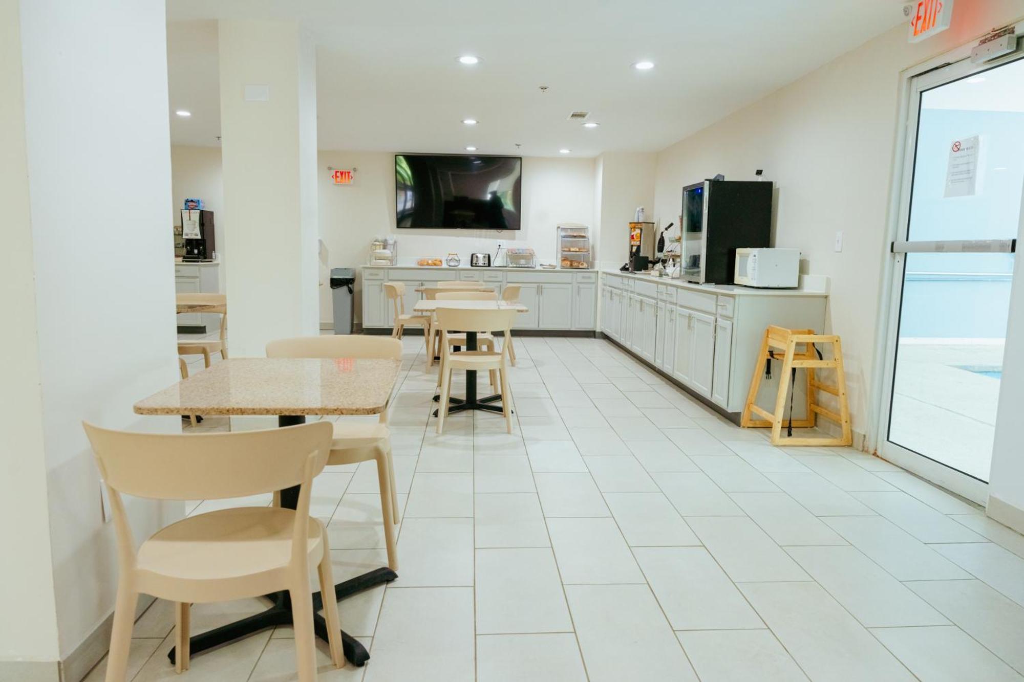 Clarion Pointe-Dillard Near Blue Ridge Mountains酒店 外观 照片