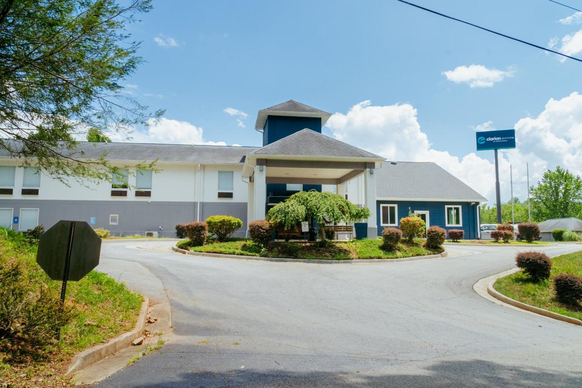 Clarion Pointe-Dillard Near Blue Ridge Mountains酒店 外观 照片