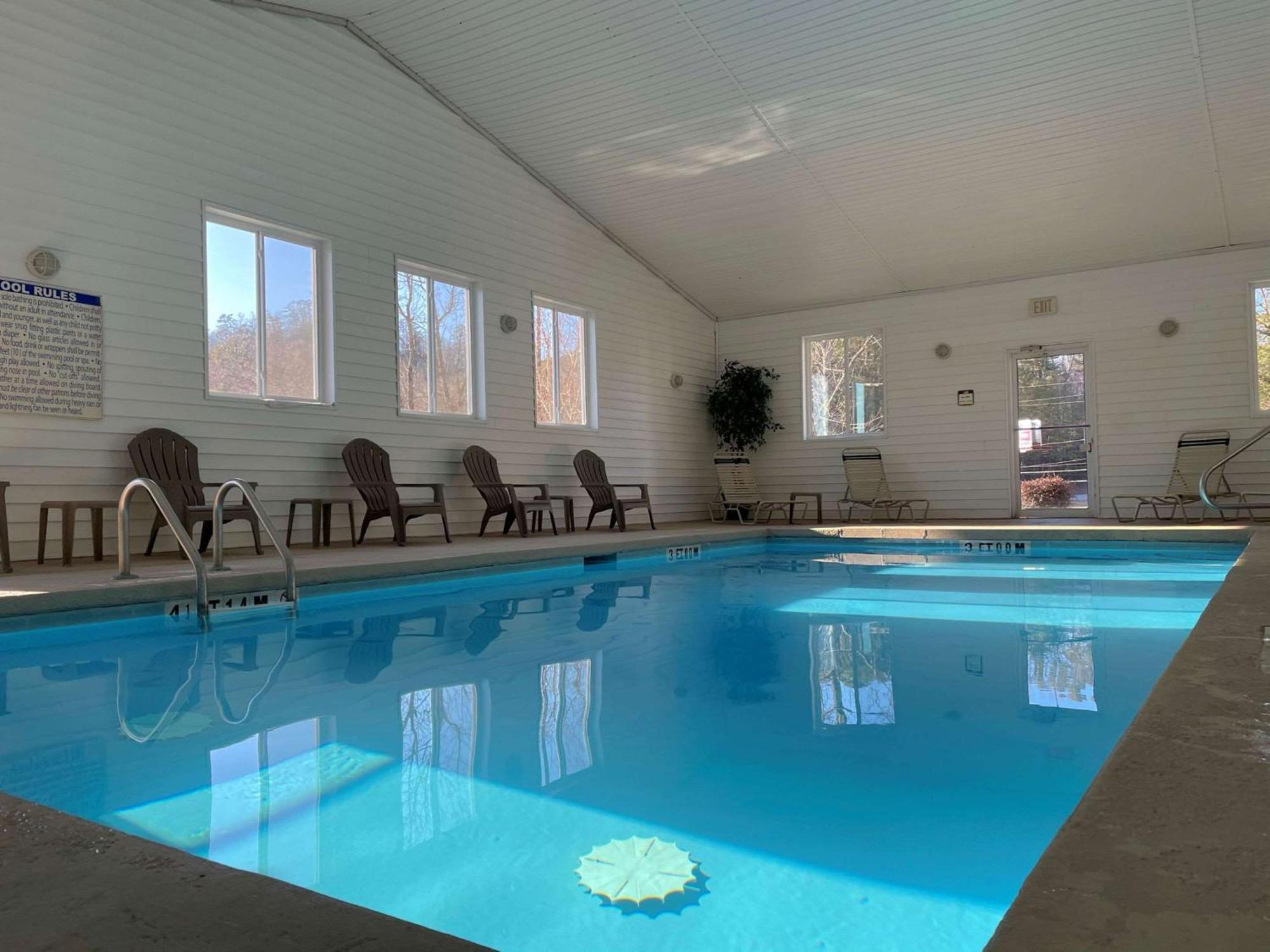 Clarion Pointe-Dillard Near Blue Ridge Mountains酒店 外观 照片